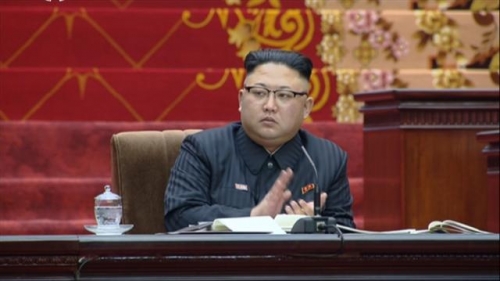 ▲김정은 북한 노동당 위원장이 11일 평양에서 열린 최고인민회의 제14기 5차 회의에 참석하고 있다. 뉴시스