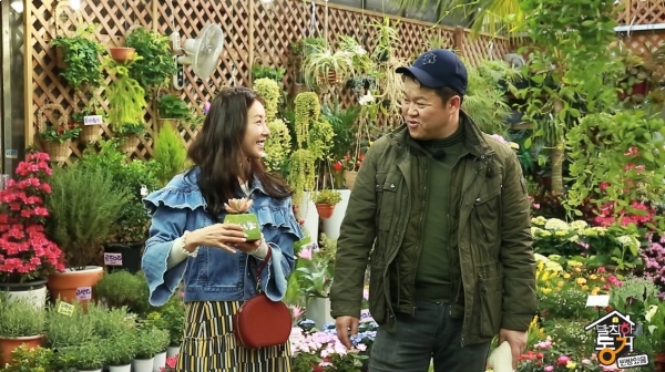 ▲'발칙한 동거' 배우 한은정(왼쪽)과 방송인 김구라(사진=MBC )