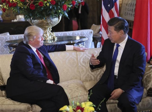 ▲도널드 트럼프(왼쪽) 미국 대통령과 시진핑 중국 국가주석. 사진=신화뉴시스