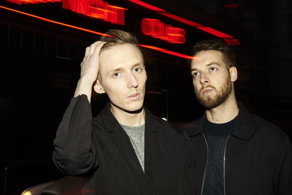 ▲일렉트로닉 듀오 혼네(사진=워너뮤직)