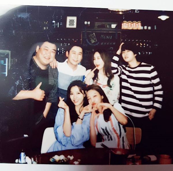 ▲신소율이 '인생술집' 출연 인증 사진을 남겼다.(사진=인스타그램)