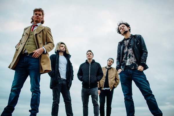 ▲영국밴드 마마스건(사진=프라이빗커브)