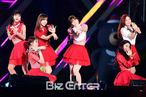 ▲오마이걸(사진=윤예진 기자 yoooon@)