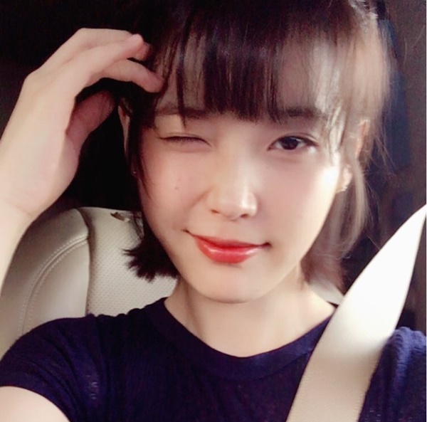 ▲가수 아이유(사진=아이유 인스타그램)