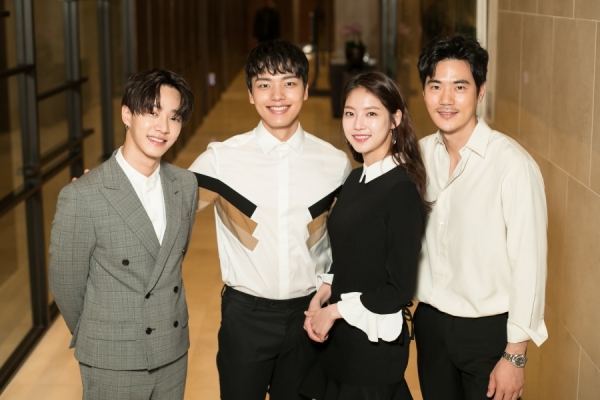 ▲이기광, 여진구, 공승연, 김강우(사진=tvN)