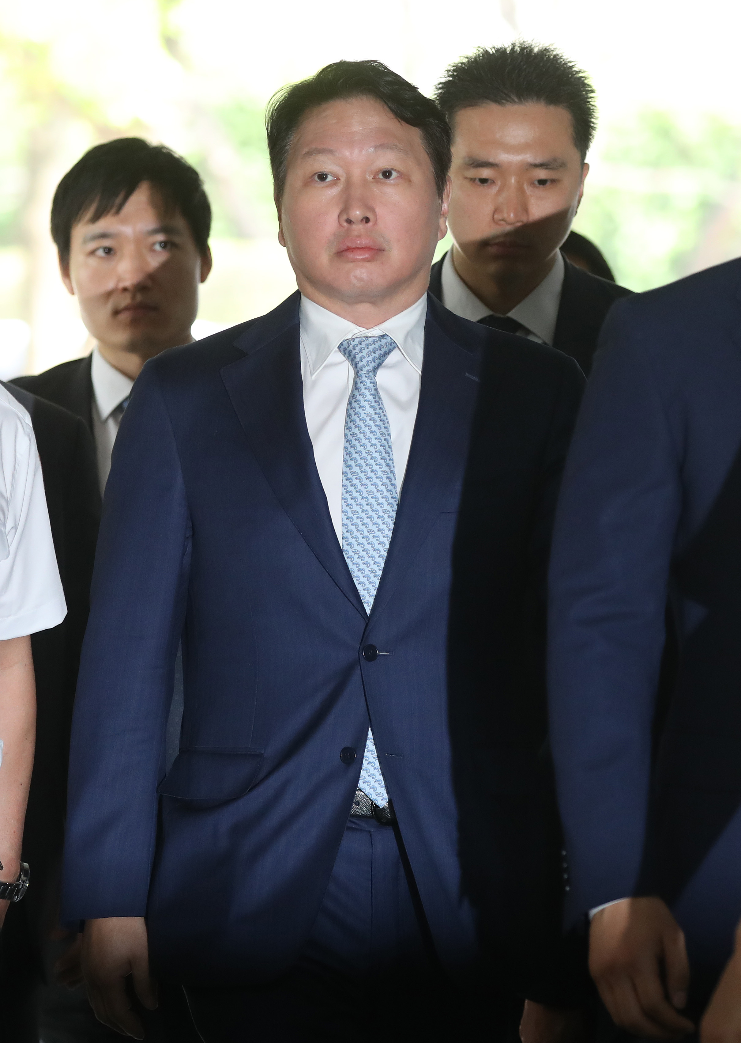 박 전 대통령 재판 증인 나선 최태원 | 이미지 - 이투데이