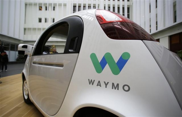 ▲구글의 자율주행차 자회사 웨이모(Waymo)의 자율주행차 (뉴시스)