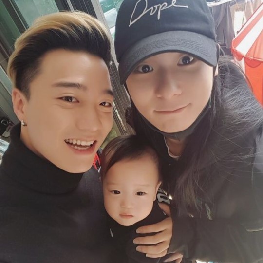 ▲'프로듀스101' 장문복, 아웃사이더 부녀(출처=장문복 인스타그램)