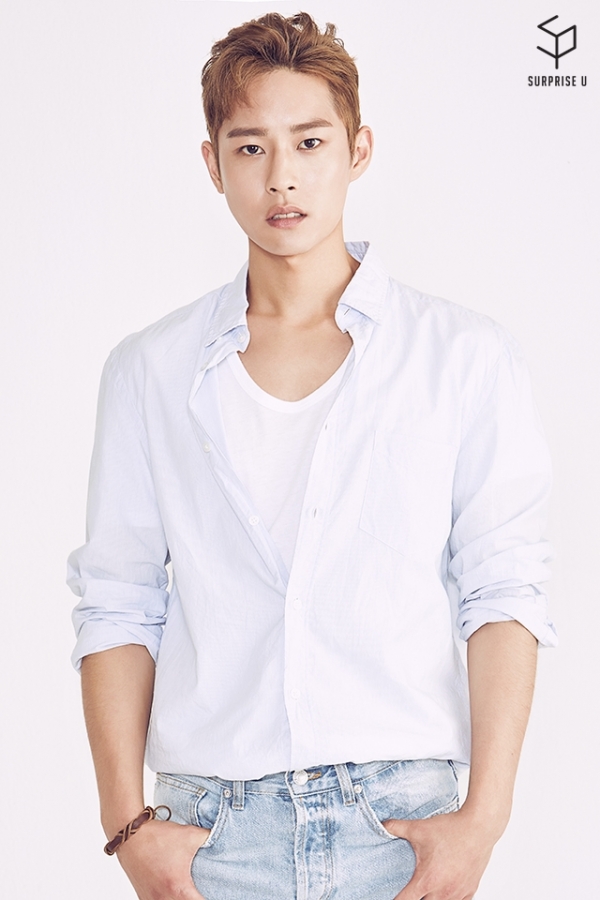 ▲서프라이즈U 윤정혁(사진=판타지오)