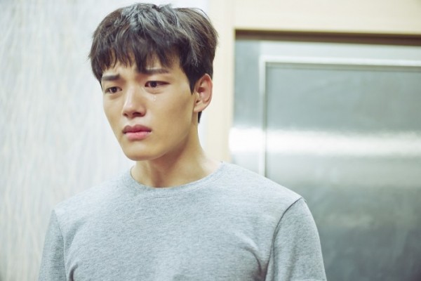 ▲tvN ‘써클’ 리허설 현장에서 열연 중인 배우 여진구(사진=tvN)(사진=tvN)