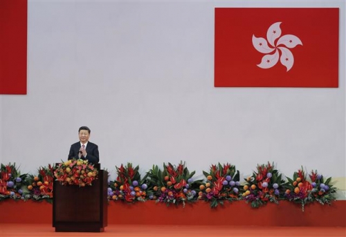 ▲시진핑 중국 국가주석이 1일(현지시간) 홍콩 반환 20주년 기념식에서 연설하고 있다. 홍콩/AP뉴시스