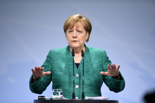 ▲G20 정상회의 의장국 독일 앙겔라 메르켈 총리는 8일(현지시간) 오후 기자 회견에서 G20 정상들이 폐막성명에 합의 했다고 밝히고 있다. 연합뉴스