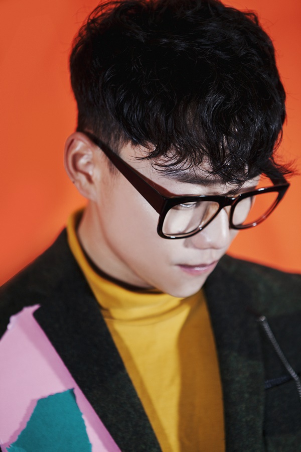 ▲원맨밴드 십센치 권정열(사진=매직스트로베리사운드)