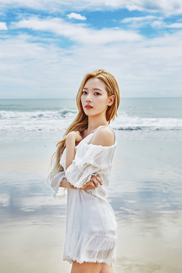 ▲혼성그룹 카드 전소민(사진=DSP미디어)