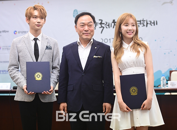 ▲타카다 켄타, 이필운 조직위원장, 에이프릴 채경(사진=고아라 기자 iknow@)