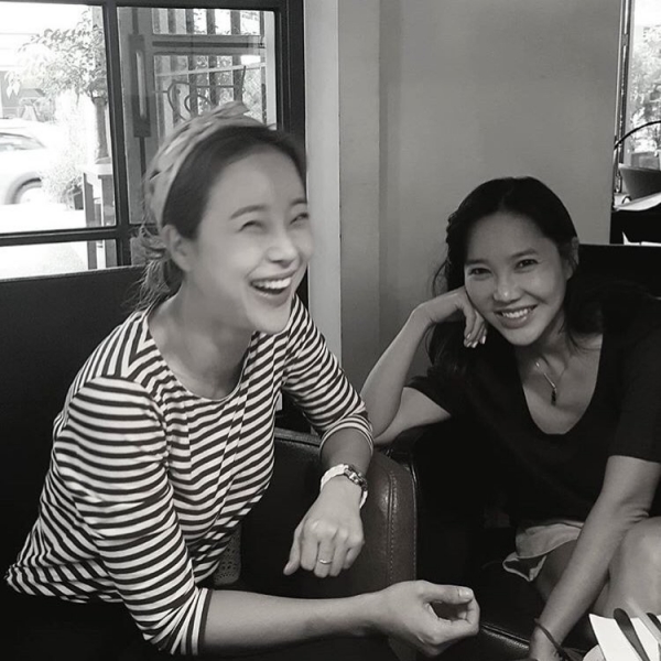 ▲가수 백지영(왼쪽)과 혼성그룹 쿨 유리(사진=백지영 SNS)