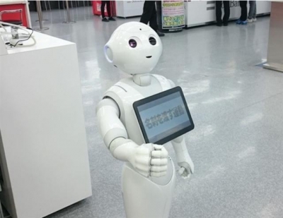▲일본 소프트뱅크가 2015년 출시한 세계 최초의 감정인식 로봇 ‘페퍼’.