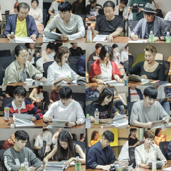 ▲‘부암동 복수자들’ 대본리딩 현장(사진=tvN)