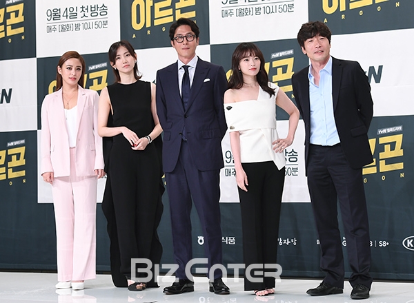 ▲박희본, 신현빈, 김주혁, 천우희, 박원상(사진=고아라 기자 iknow@)