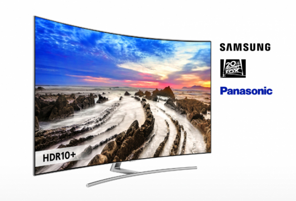 ▲3사 로고와 HDR10플러스가 적용된 삼성전자 QLED TV 제품사진(사진제공=삼성전자 )