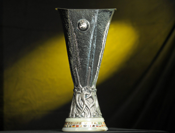 ▲24 August 2011; A general view of the UEFA Europa League trophy and football. 2011 UEFA Super Cup, Gimaldi Forum, Monaco. Picture credit: Paul Mohan / SPORTSFILE(사진제공=기아자동차)