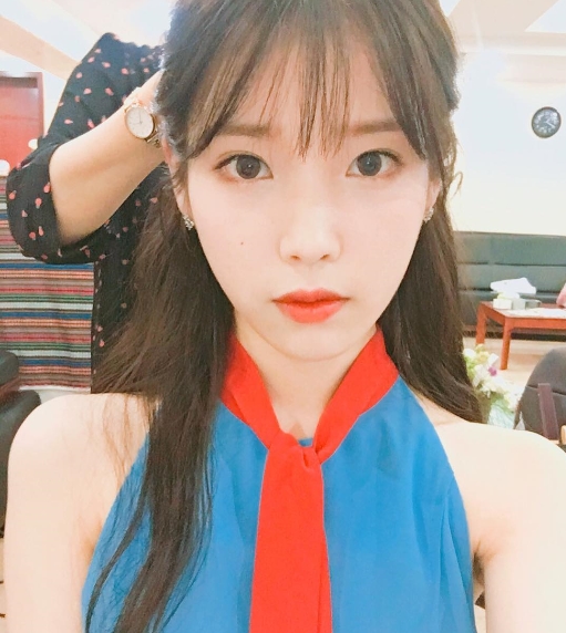 (▲아이유 인스타그램)