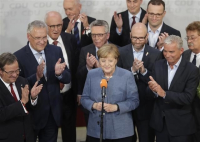 ▲앙겔라 메르켈 독일 총리가 24일(현지시간) 기독교민주당(CDU) 당사에서 소감을 발표하고 있다. (베를린/AP연합뉴스)