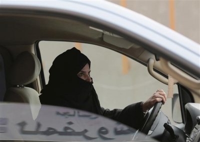 ▲사우디라아비아가 내년 6월부터 여성 운전을 허용하기로 결정했다. (리야드 / AP연합뉴스)