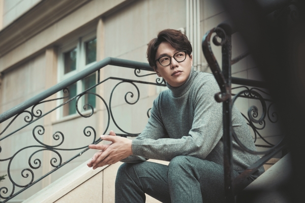 ▲가수 성시경(사진=젤리피쉬엔터테인먼트)