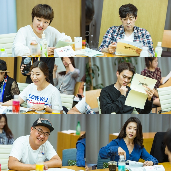 ▲'막돼먹은 영애씨 시즌16' 대본리딩 현장(사진=tvN)