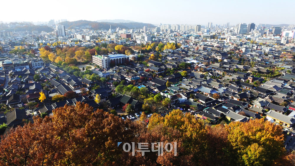 ▲전주 오목대에서 바라본 한옥마을의 풍경.