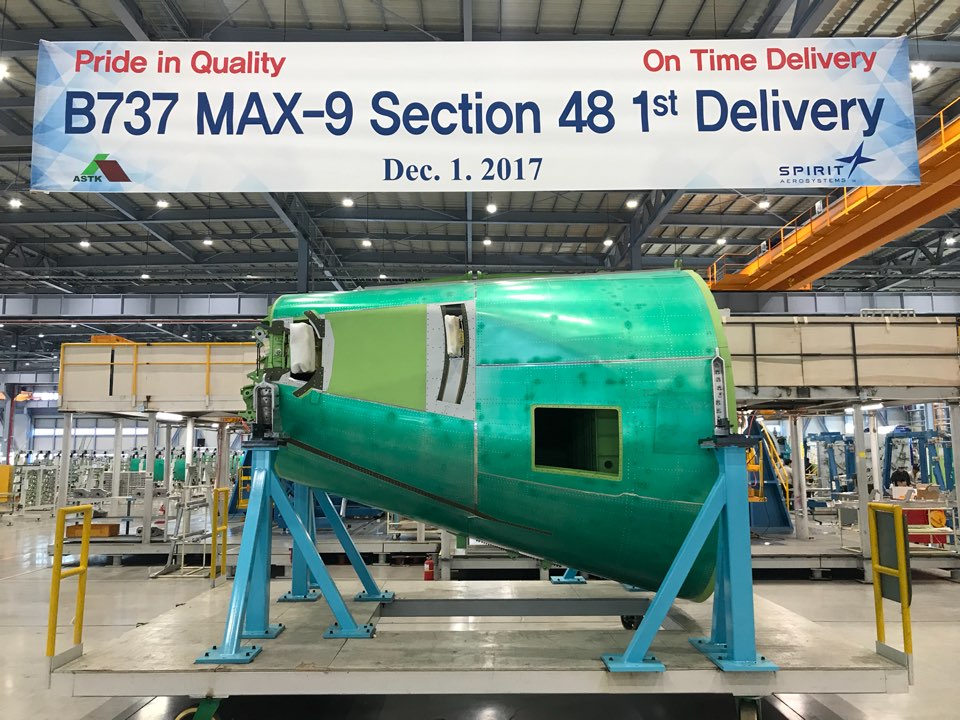 ▲아스트가 미국 스피릿에 공급하는 B737MAX9 후방동체 초도품 모습. (사진=아스트)