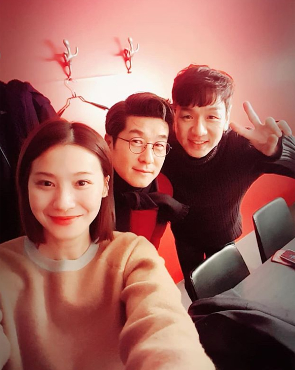 ▲배우 유인영 김상중 김태우(사진=인스타그램)