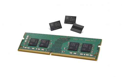 ▲'1y나노 공정기반 8Gb DDR4 D램' 제품 사진. (사진제공=삼성전자)