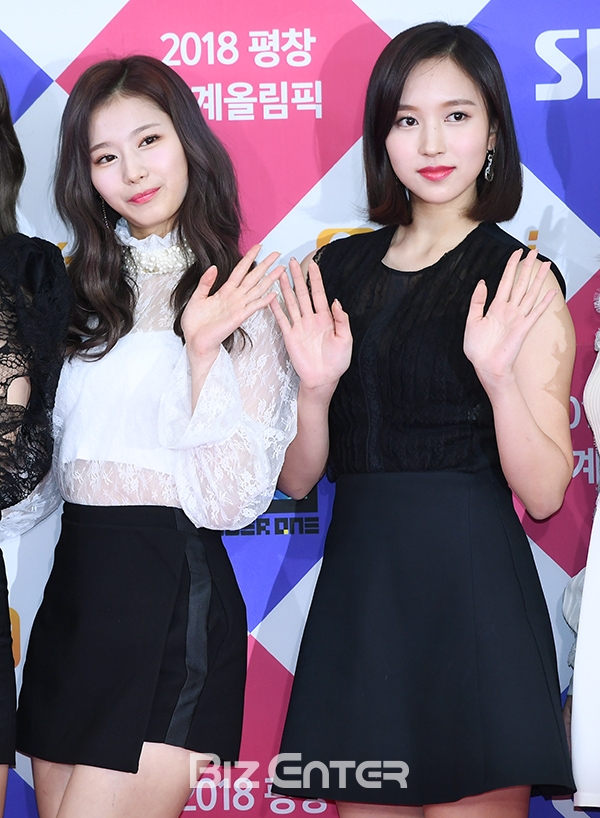 ▲트와이스 사나, 미나(사진=고아라 기자 iknow@)