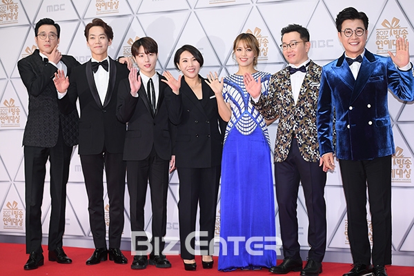 ▲이윤석, 김현철, 유승우, 신봉선, 소향, 조장혁, 김성주
(사진=고아라 기자 iknow@)