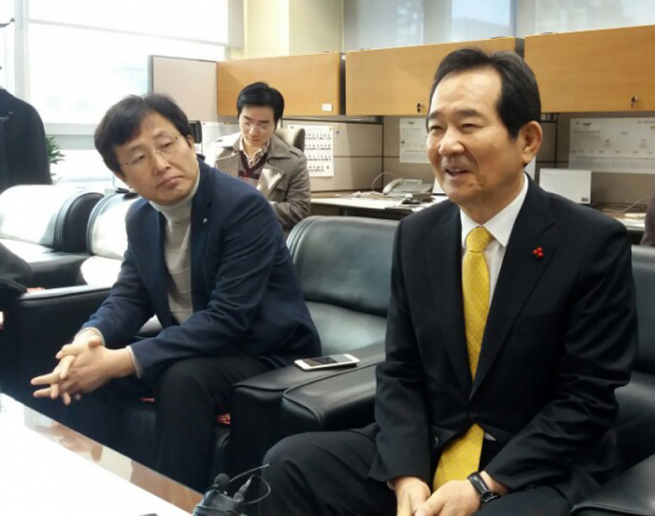 ▲정세균 국회의장 (오른쪽)(연합뉴스)