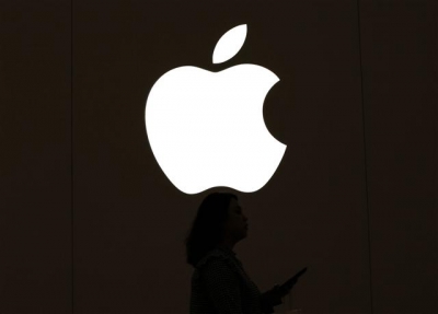 ▲스위스 취리히의 애플 스토어에서 아이폰 배터리가 과열 폭발했다. AP연합뉴스