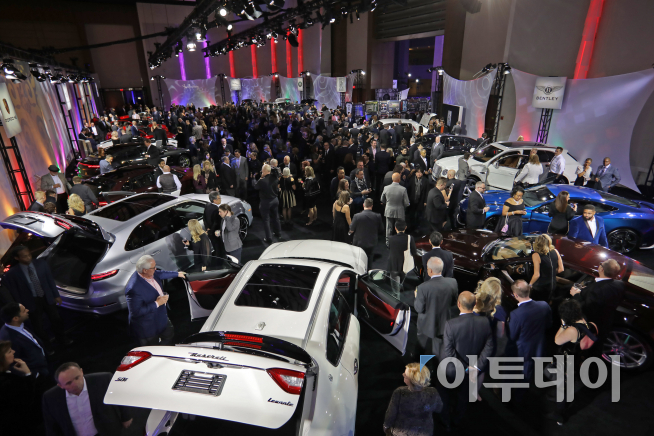 ▲현지시각으로 13일 저녁 북미오토쇼 전야제 행사인 '더 갤러리' 이벤트가 열렸다. (사진제공=NAISA미디어)