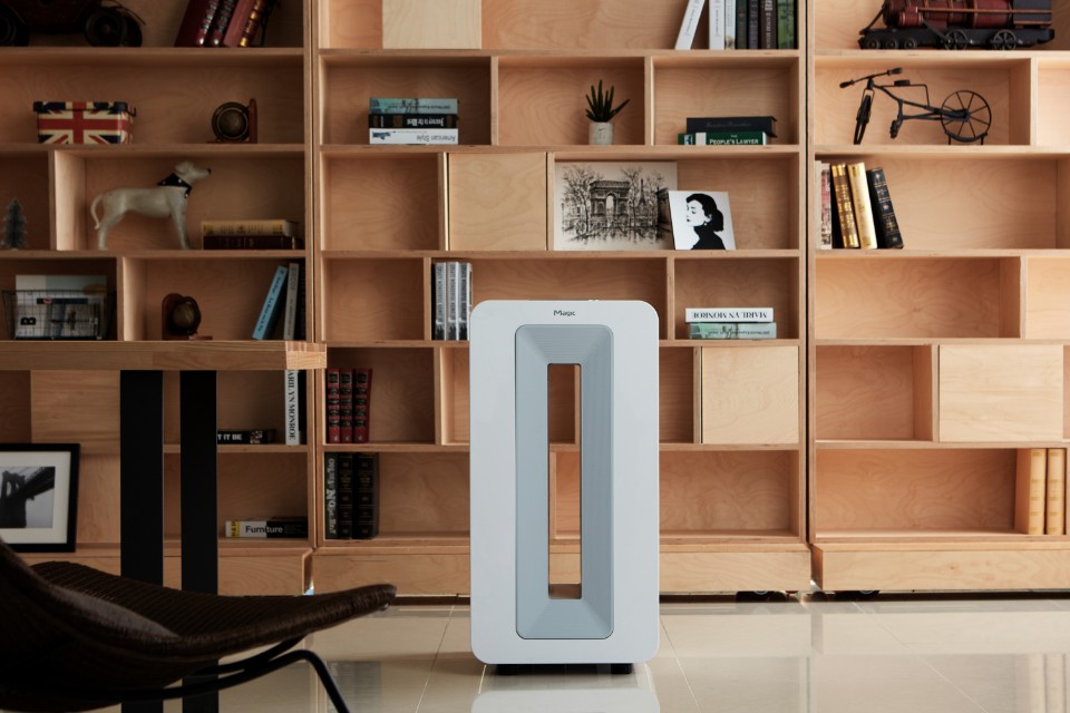 ▲보육시설에 공급한 SK매직 인공지능 슈퍼H 청정기.(사진제공=SK매직)