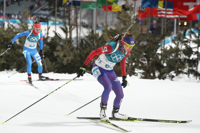 ▲10일 강원도 평창군 알펜시아 바이애슬론센터에서 열린 평창 동계올림픽 바이애슬론 여자 7.5㎞ 스프린트 경기에서 한국의 예카테리나 아바쿠모바가 역주하고 있다.(연합뉴스)
