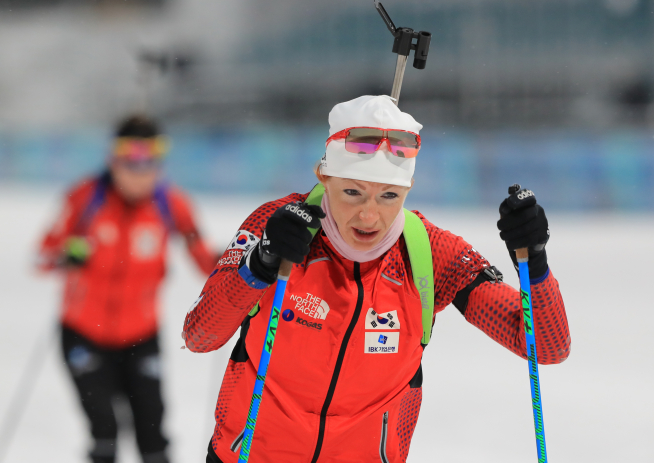 ▲지난달 30일 강원 평창군 알펜시아 바이애슬론센터에서 대한민국 국가대표 안나 프롤리나가 훈련을 하고 있다.(연합뉴스)
