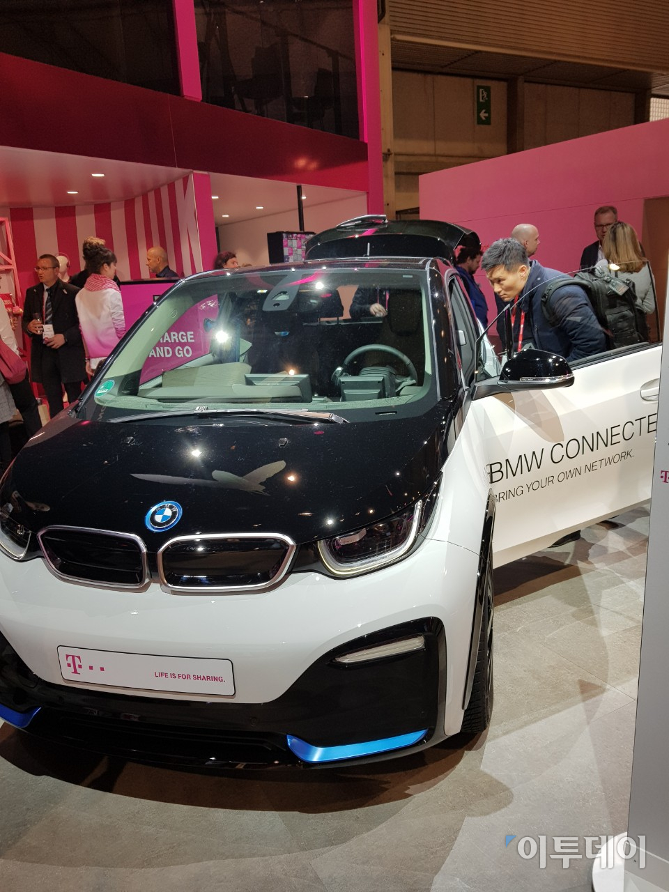 ▲BMW 커넥티드카(사진=송영록 기자 syr@)