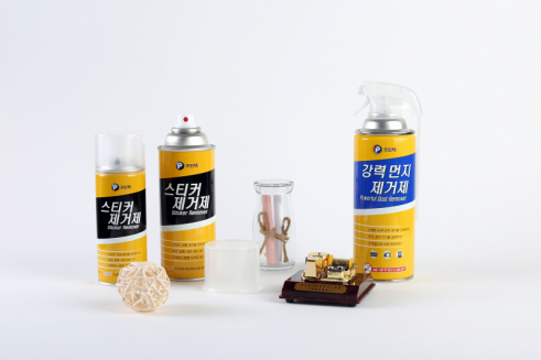 ▲사진=왼쪽부터 스티커제거제 220ml/스티커제거제 330ml/강력먼지제거제 223ml(사진제공=프린텍㈜)