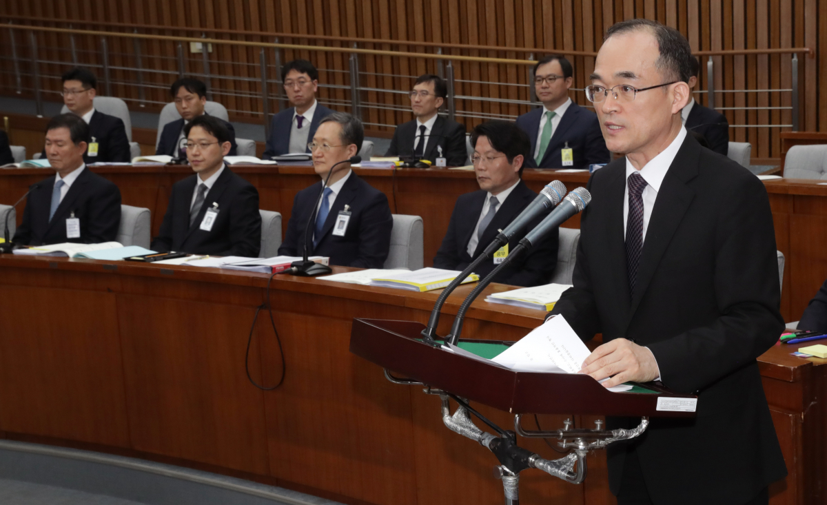 ▲13일 문무일 검찰총장이 국회 사개특위에서 업무보고를 하고 있다. (사진=연합뉴스)