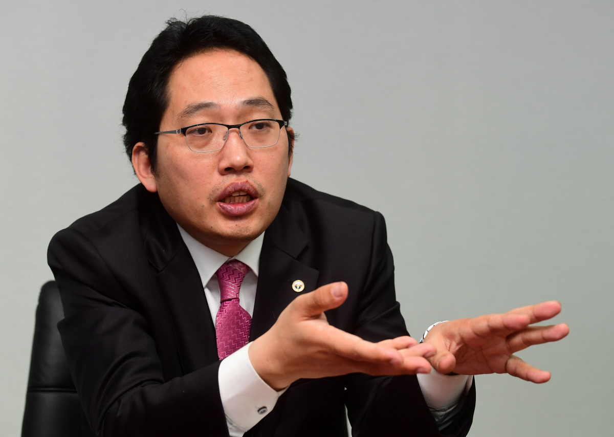 ▲최대집 의사협회장 당선인이 29일 서울 용산구 청파로 사무실에서 이투데이와 인터뷰를 하고 있다. 고이란 기자 photoeran@