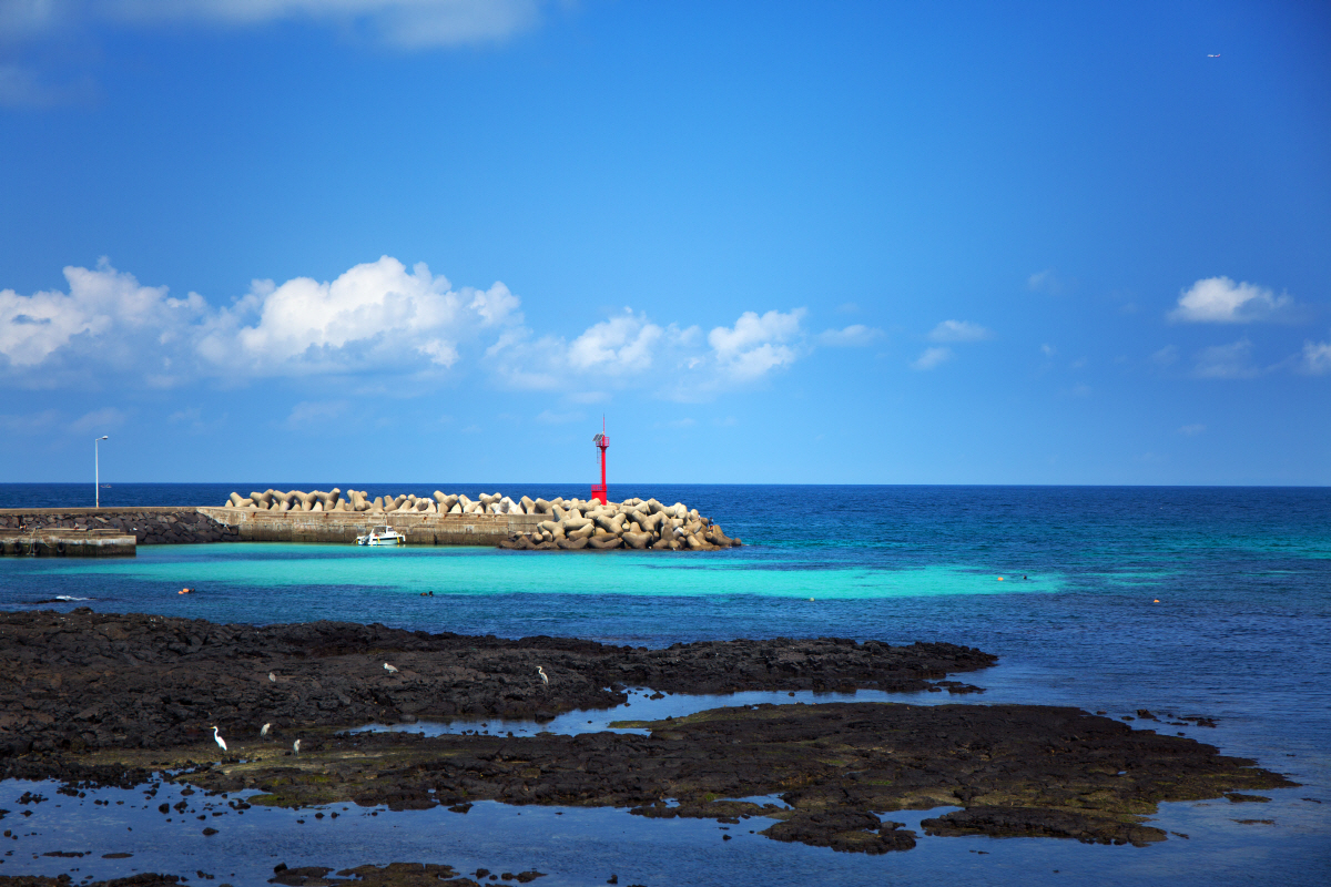 ▲김녕해수욕장 (사진제공=인터파크투어)