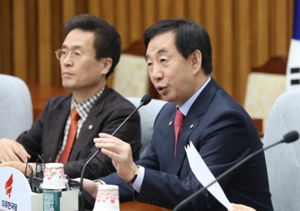 ▲자유한국당 김성태 원내대표가 9일 오전 국회에서 열린 원내대책회의에서 발언하고 있다. 2018.3.9(연합뉴스)