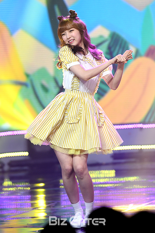 ▲오마이걸 반하나 아린(사진=고아라 기자 iknow@)