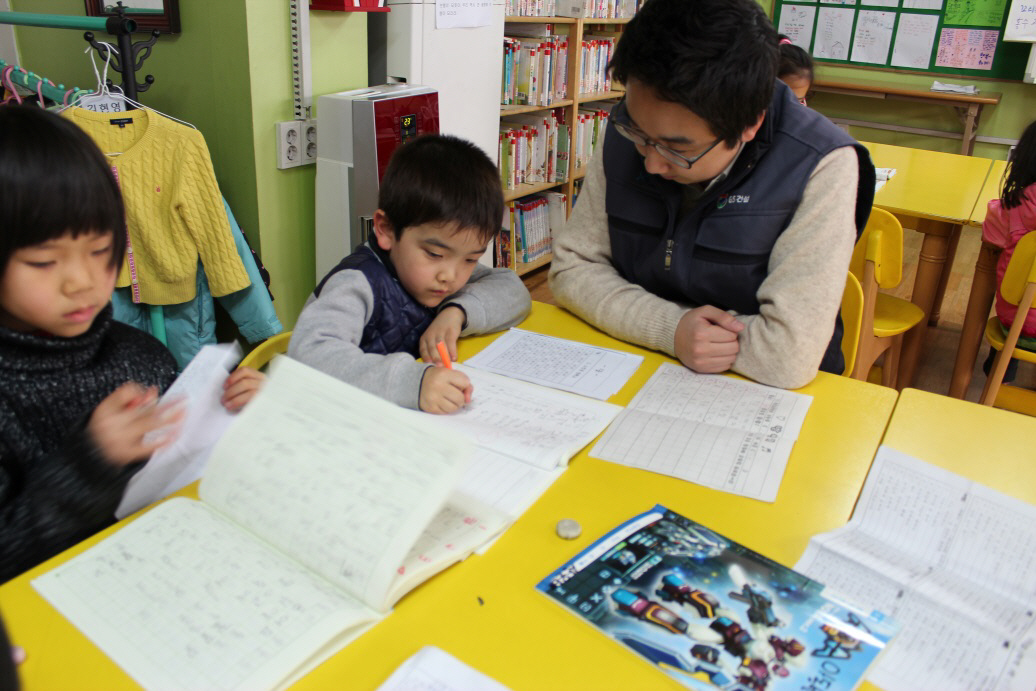 ▲GS건설의 ‘꿈과 희망의 공부방’ 프로젝트는 2011년 5월 1호를 시작으로 약 2년여 만인 2013년 6월 100호를 오픈했고, 현재 223호까지 문을 열었다. (사진제공=GS)